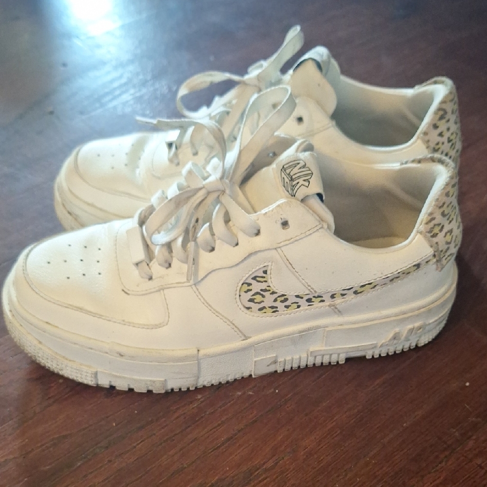 Nike Air Force 1 White Sneakers with Textured Design